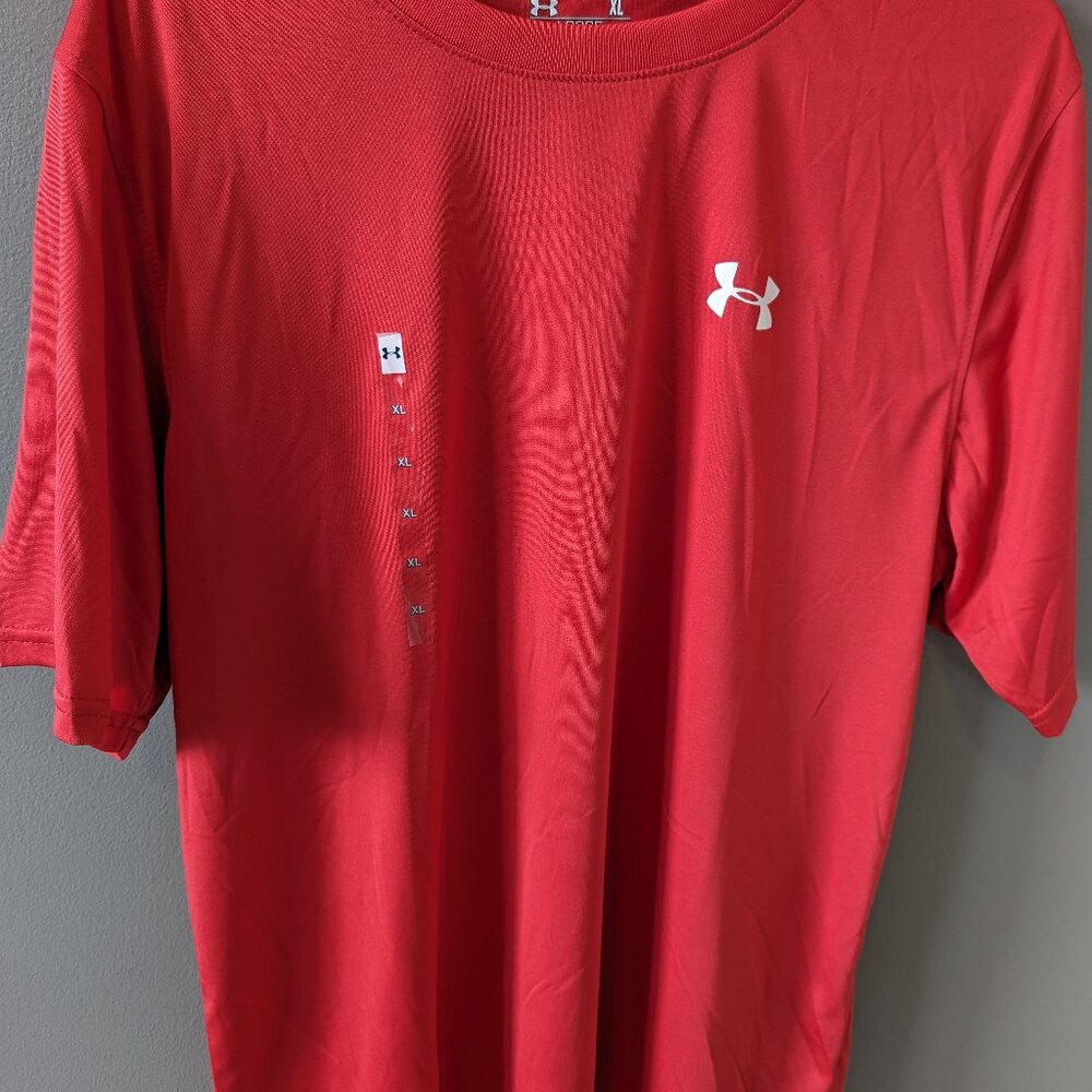 Men's UnderArmour Heat Gear T Shirt